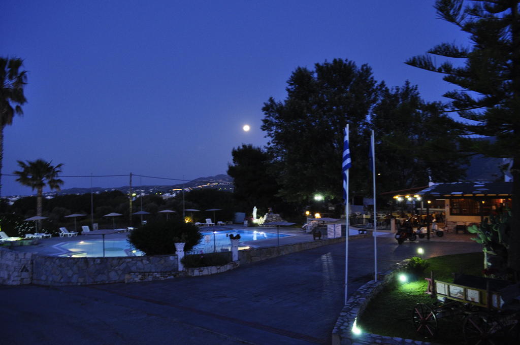 Ampavris Family Apartments Kos Town Exterior photo