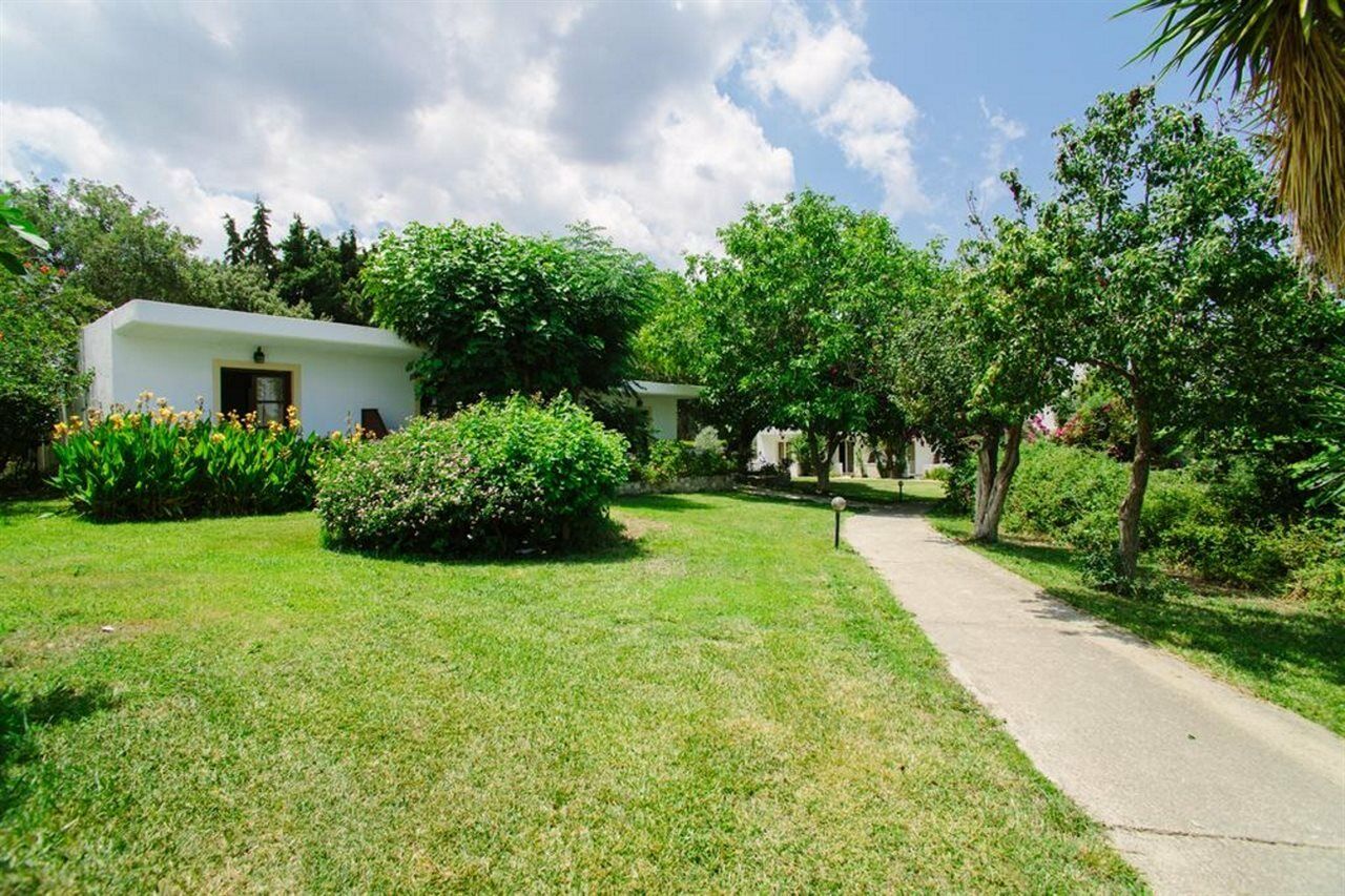 Ampavris Family Apartments Kos Town Exterior photo